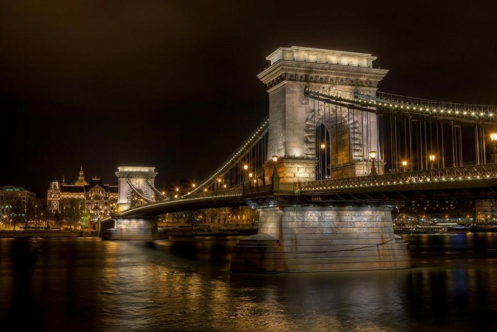 Kuria Apartman Budapest With Free Parking Bagian luar foto