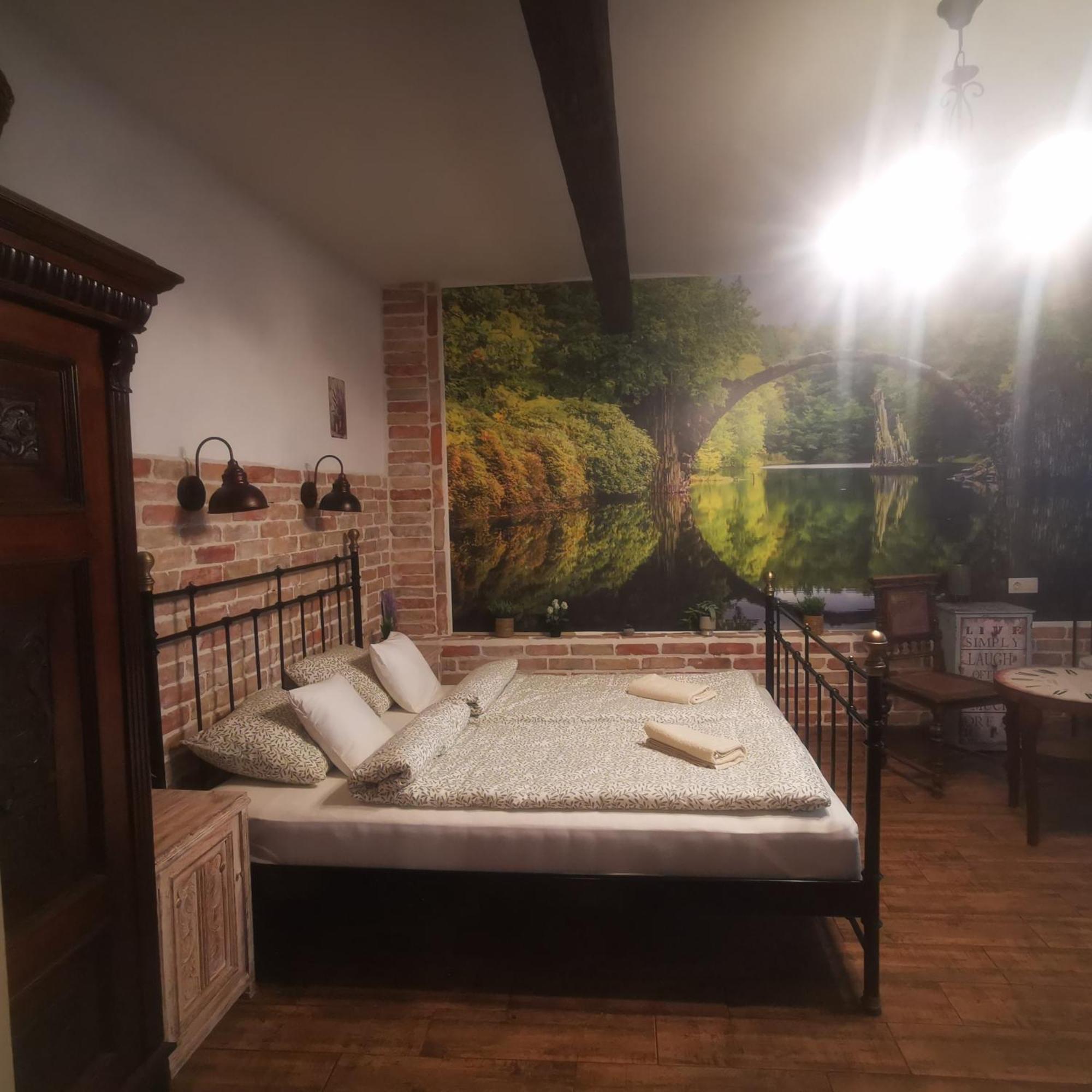 Kuria Apartman Budapest With Free Parking Bagian luar foto